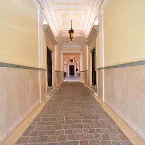 Sacconi Palace Bed & Breakfast Roma